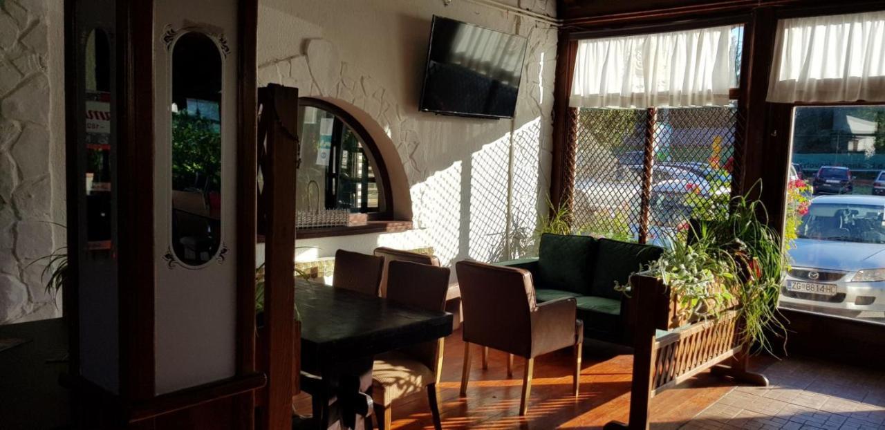 Rooms Brig Duga Resa Bagian luar foto
